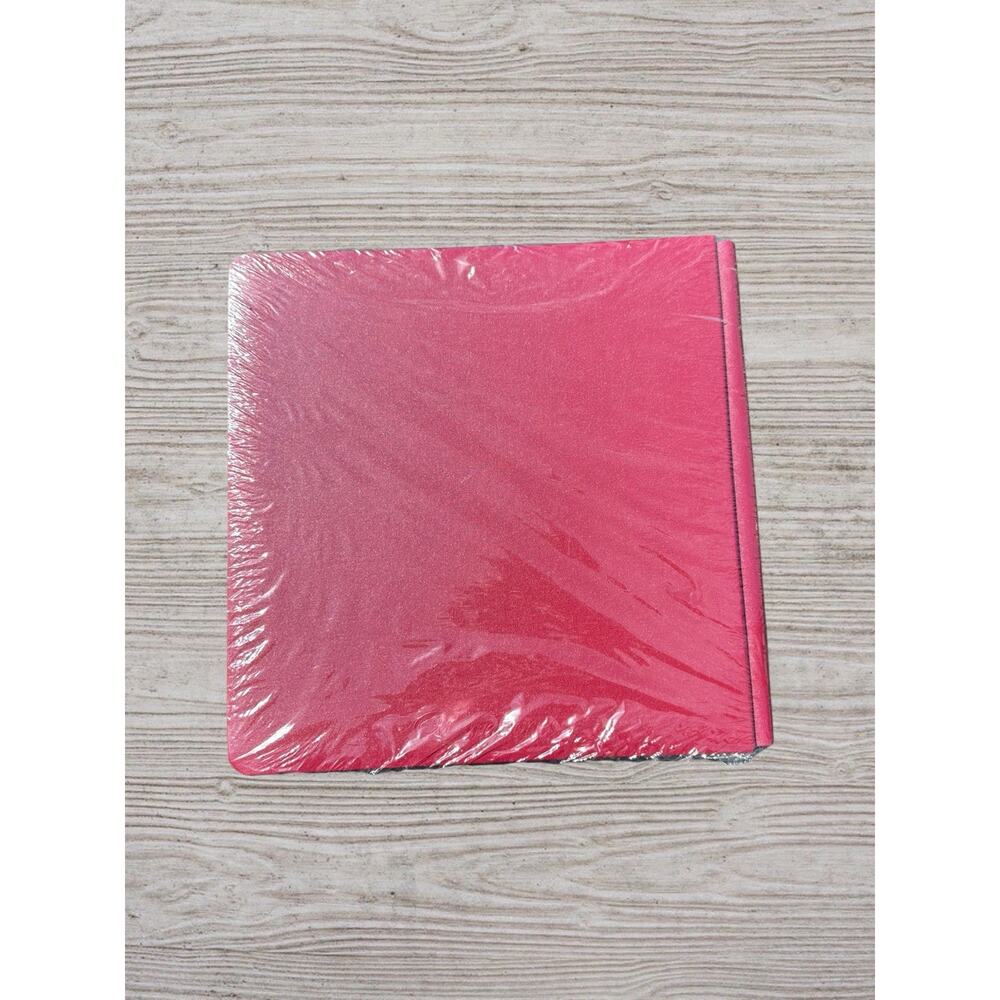 New Creative Memories Premiere 12x12" Scrapbook Album Incl. Pages Ruby Red - Picture 2 of 3